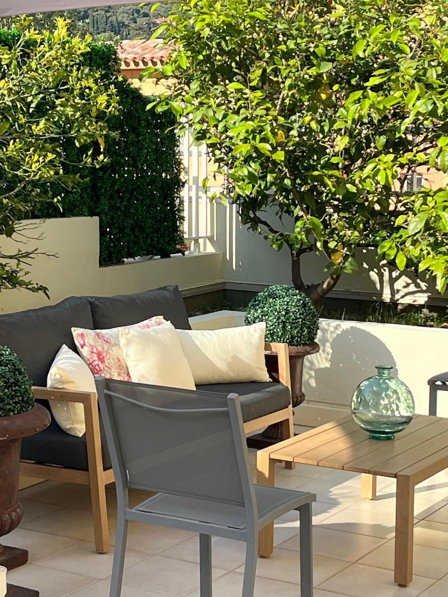 Bed and Breakfast Grace & Breakfast Beausoleil Exterior foto